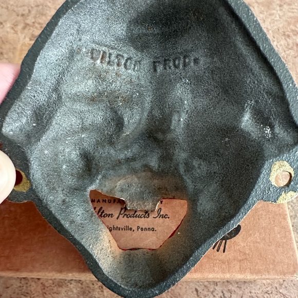 Vintage Wilton Products Inc Double Eyed Lady bottle opener! Original Box - Picture 2 of 5